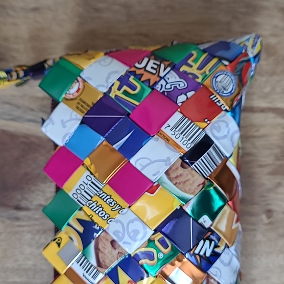 Hand Made Purse - Picture 8 of 8